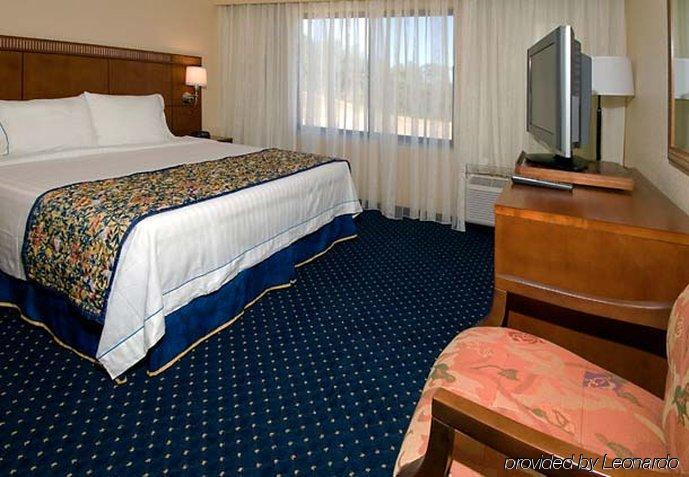 Courtyard By Marriott Birmingham Trussville Quarto foto